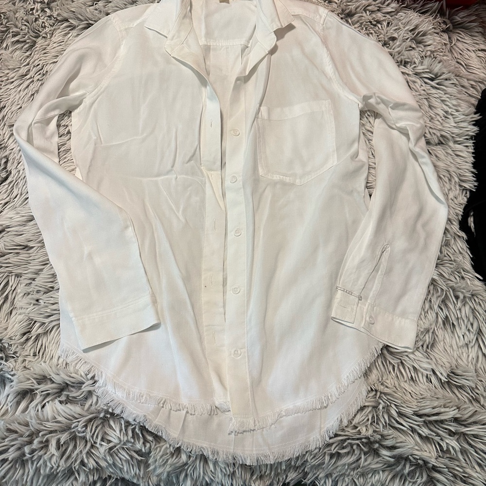 Cloth & Stone White Button Down Shirt
